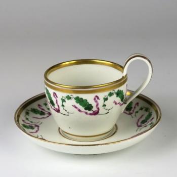 Tasse und Untertasse - weies Porzellan - 1827